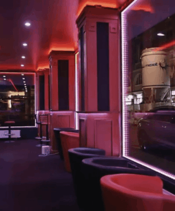 SALON BIKINI SEX CENTER