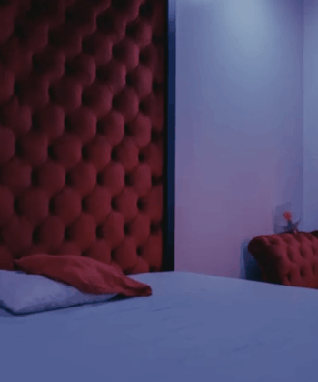 SALON BIKINI SEX CENTER